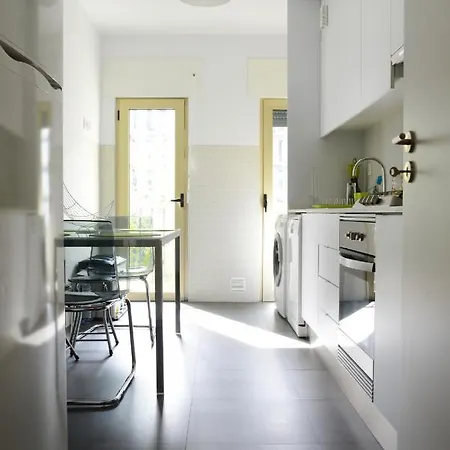 Entrecampos 6 * Lisbon